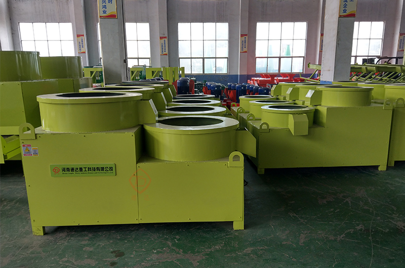 有機(jī)肥顆粒拋圓機(jī).jpg 有機(jī)肥顆粒拋圓機(jī).jpg